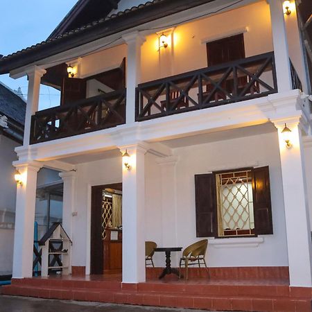 Nirasim Villa Luang Prabang Luaran gambar