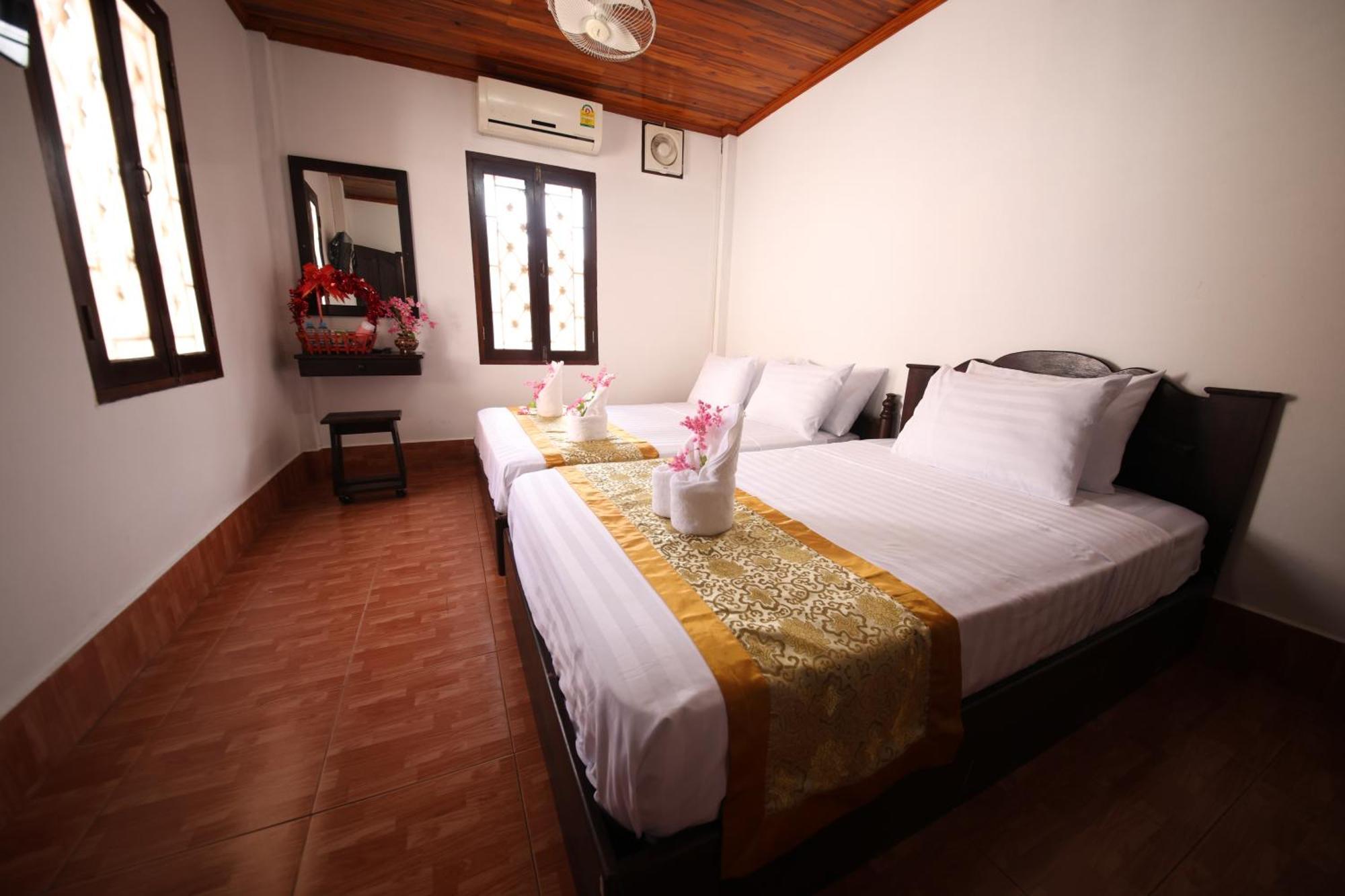 Nirasim Villa Luang Prabang Luaran gambar