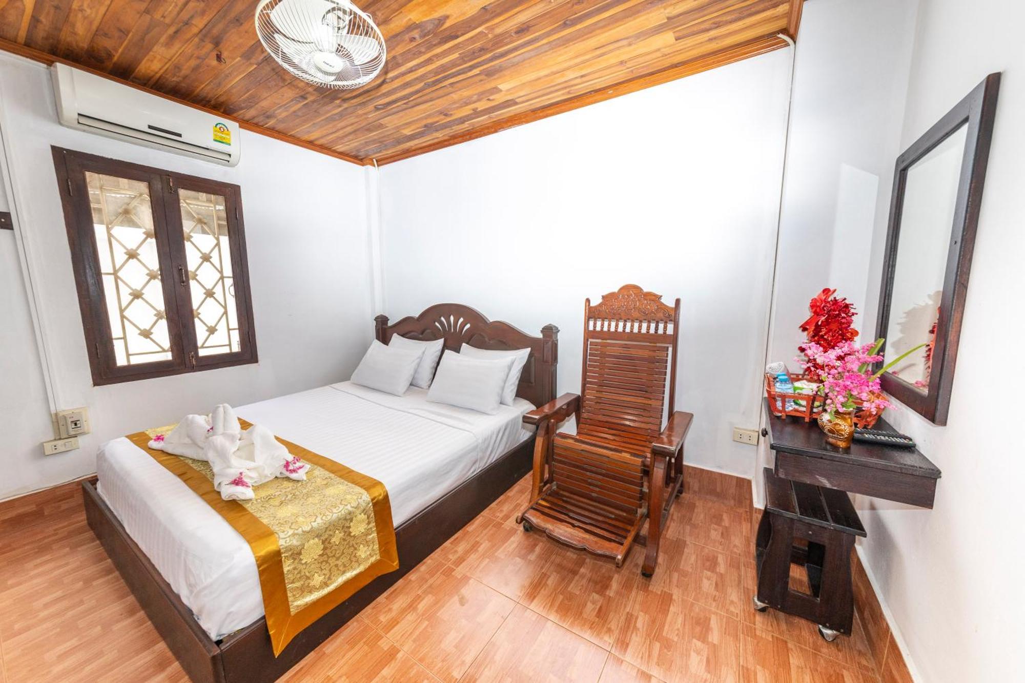 Nirasim Villa Luang Prabang Luaran gambar