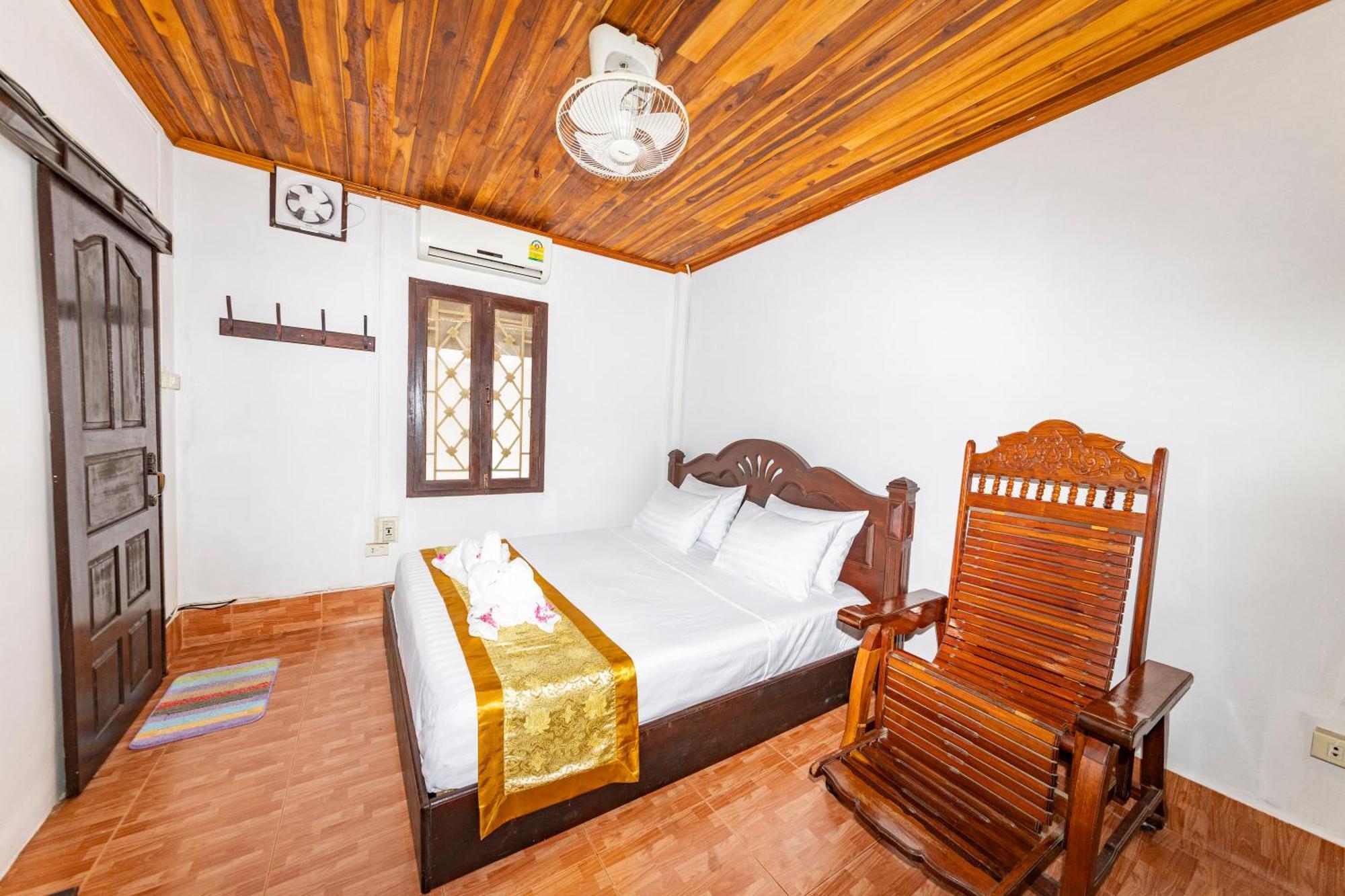 Nirasim Villa Luang Prabang Luaran gambar
