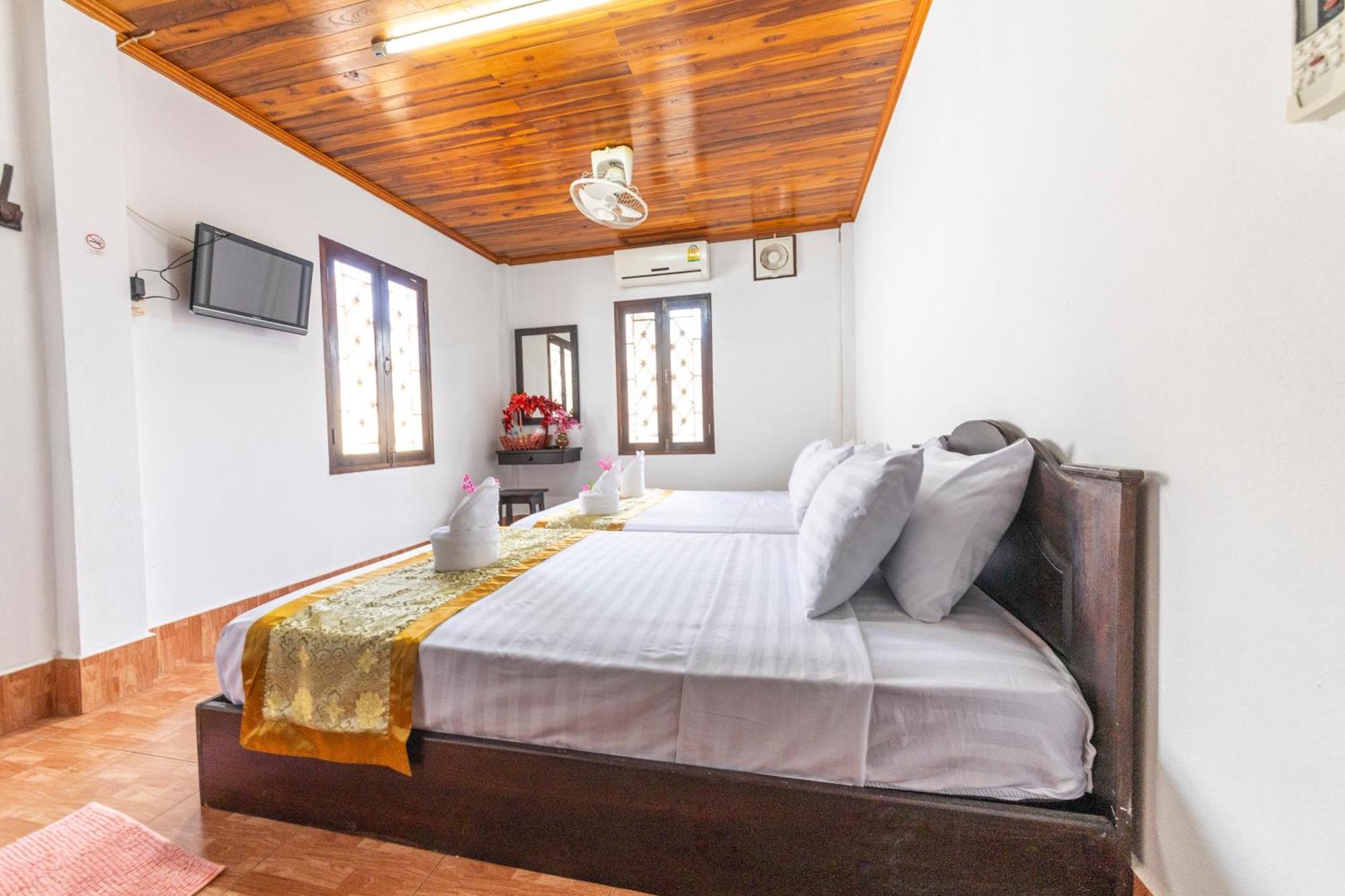 Nirasim Villa Luang Prabang Luaran gambar