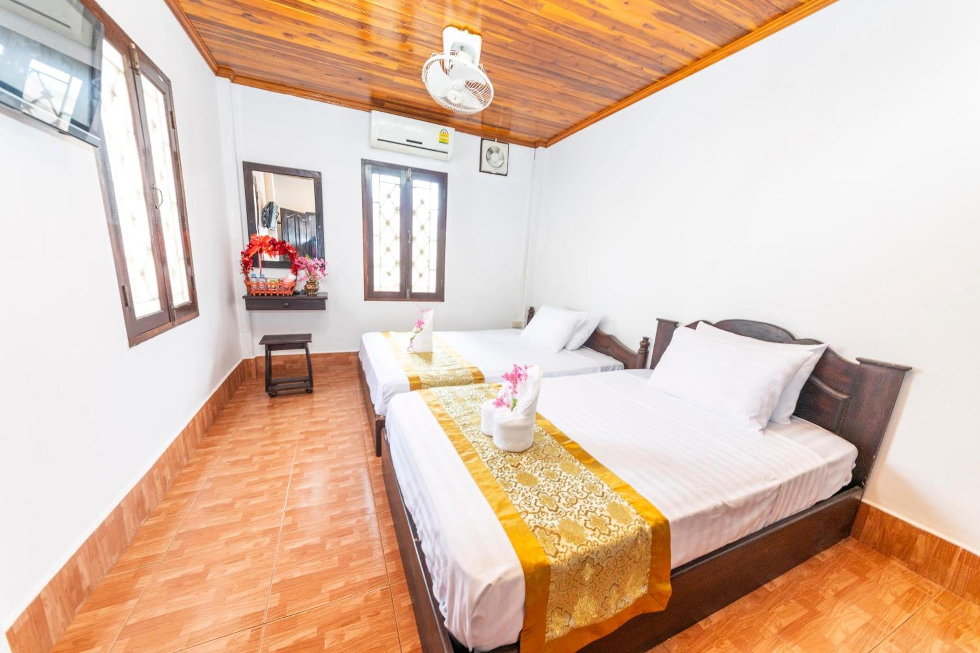 Nirasim Villa Luang Prabang Luaran gambar