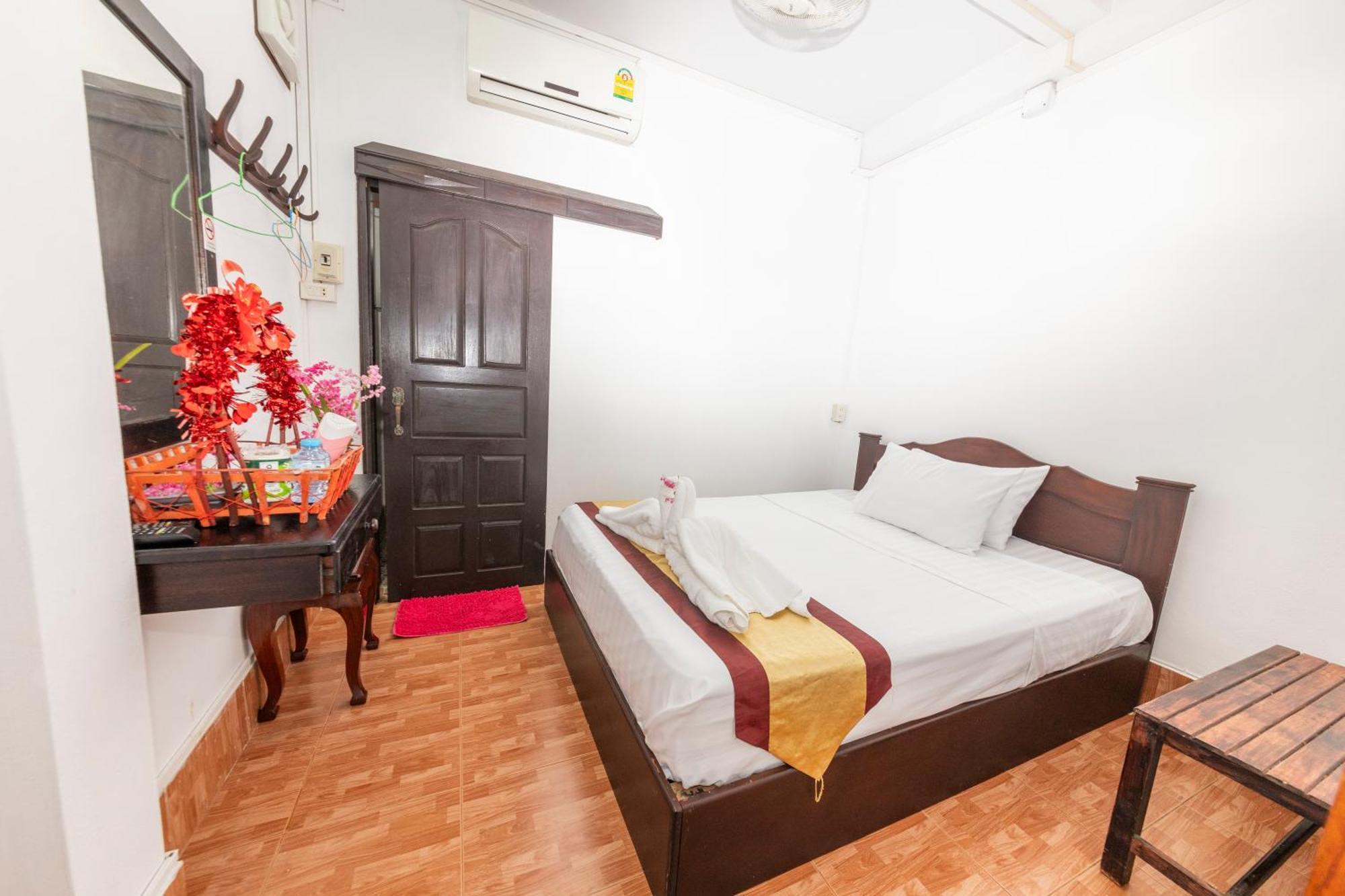 Nirasim Villa Luang Prabang Luaran gambar